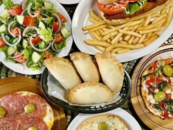 Fugazzeta Pizza & Empanadas
