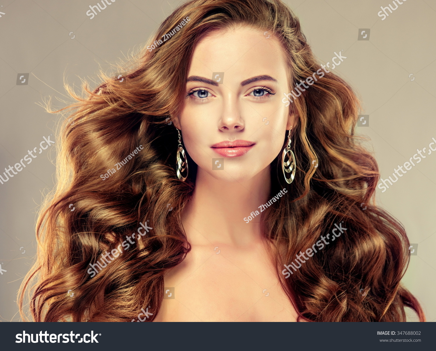 Mia Evans