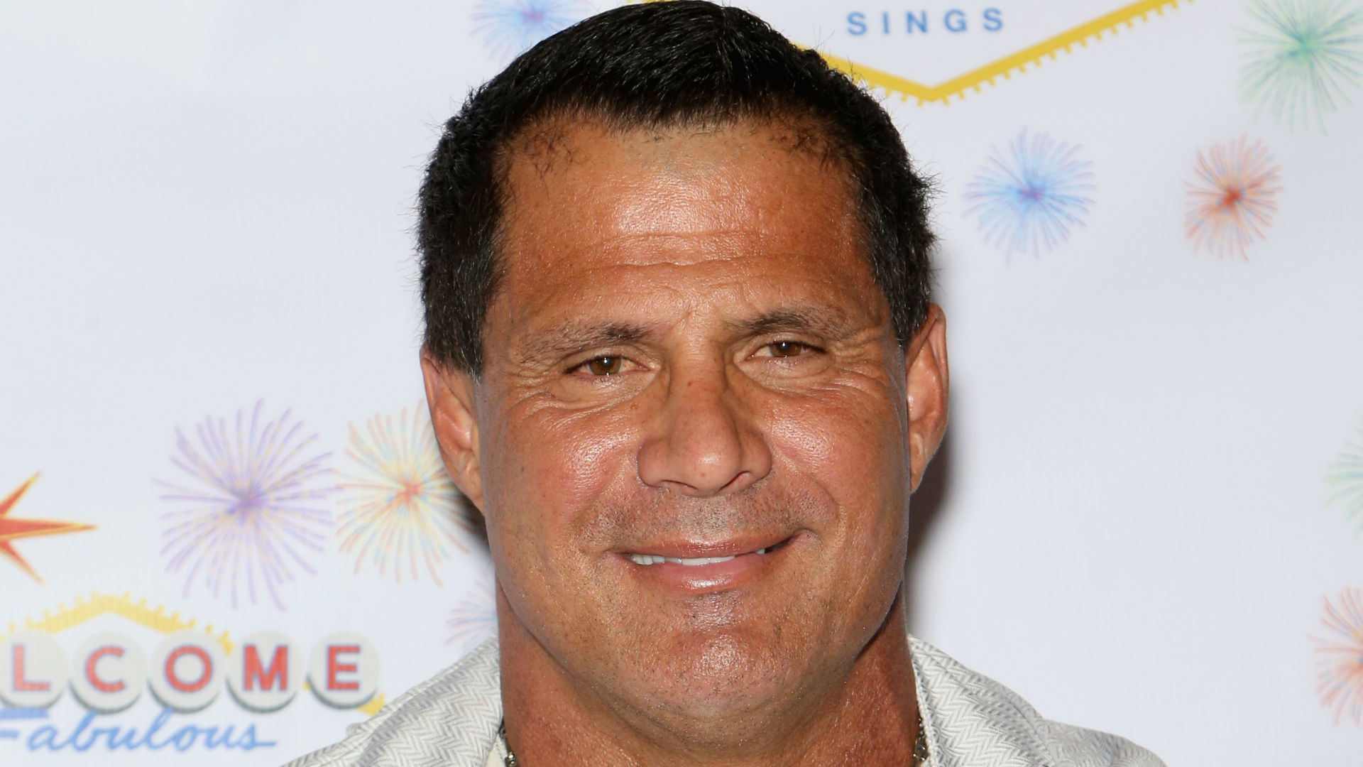 Levi Flores
