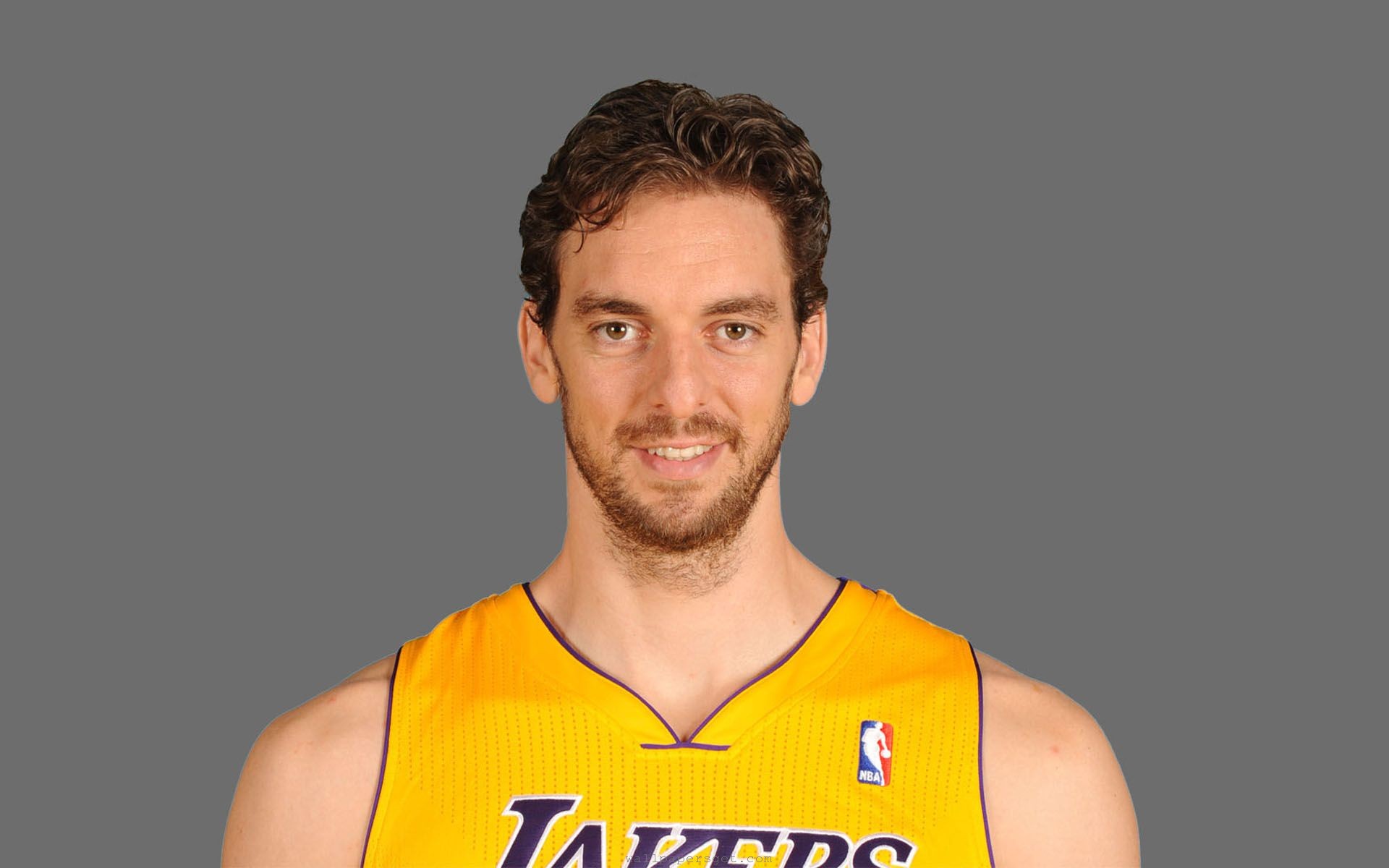 Luis Perry